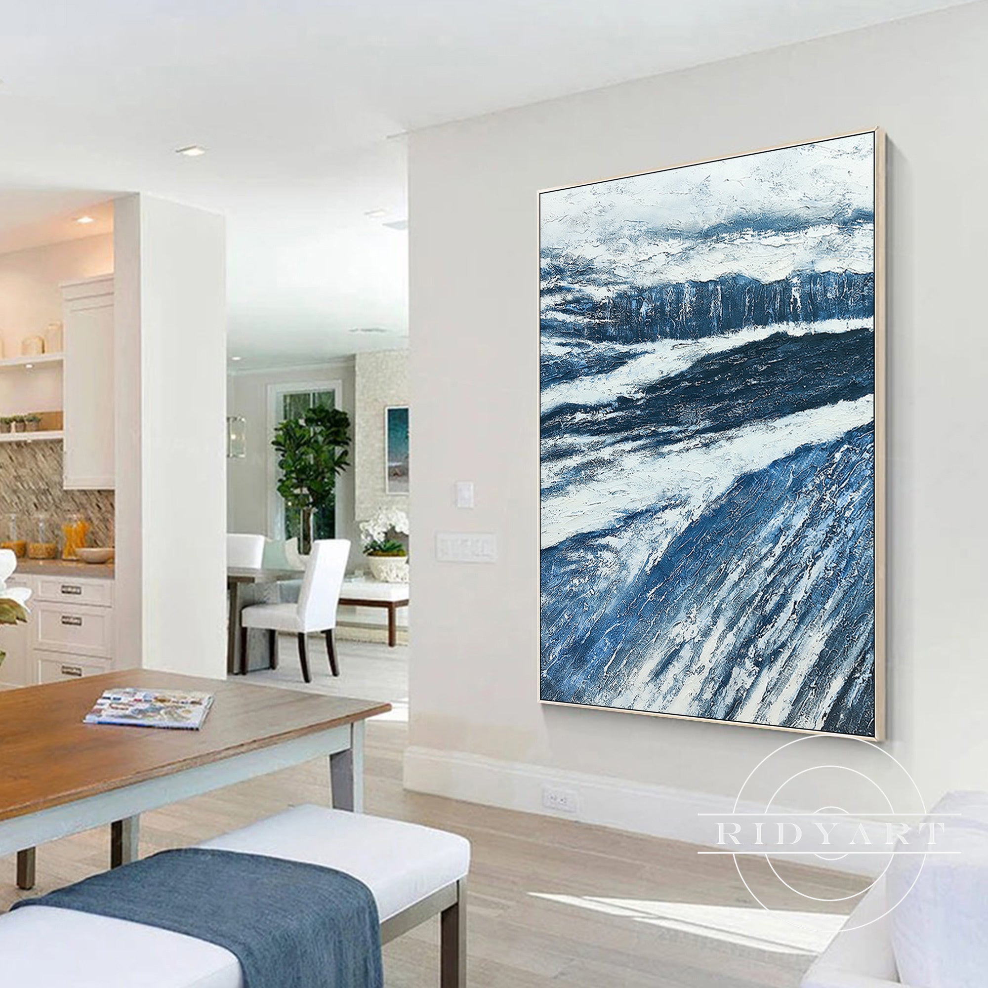 Contemporary blue wall decor with texture