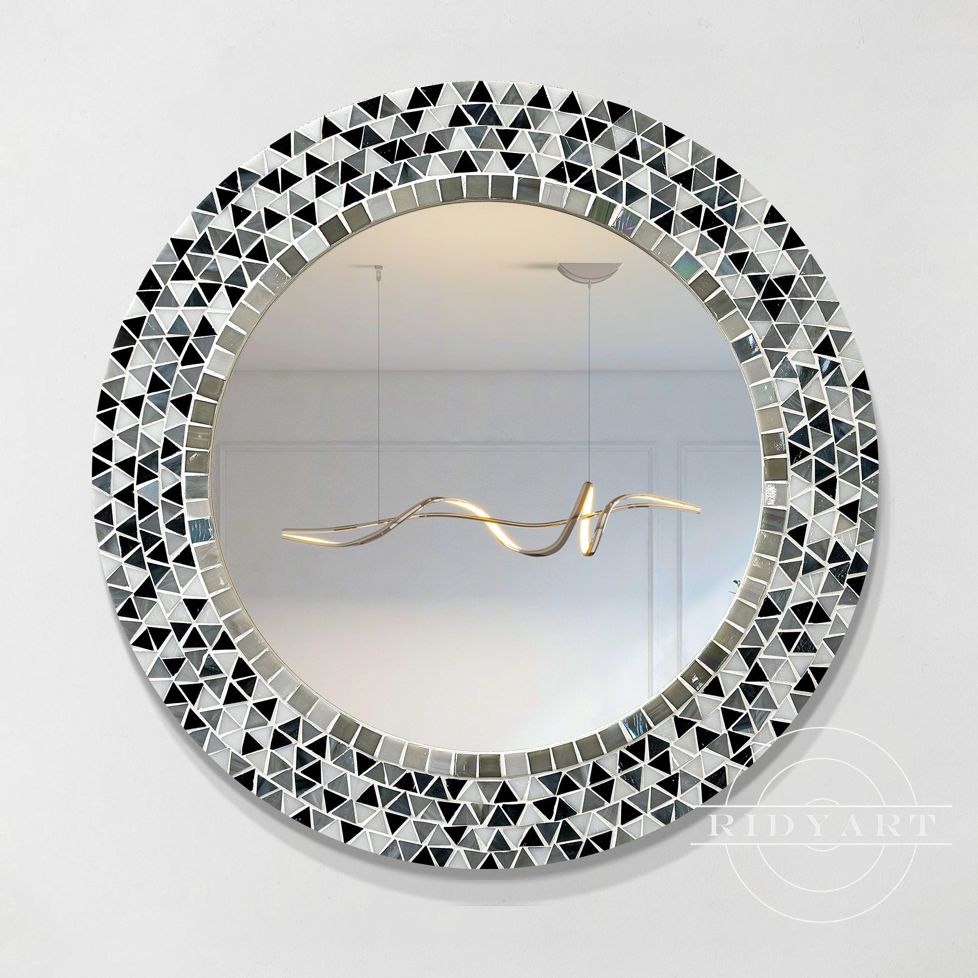 Decoración de espejo con conchas redondas